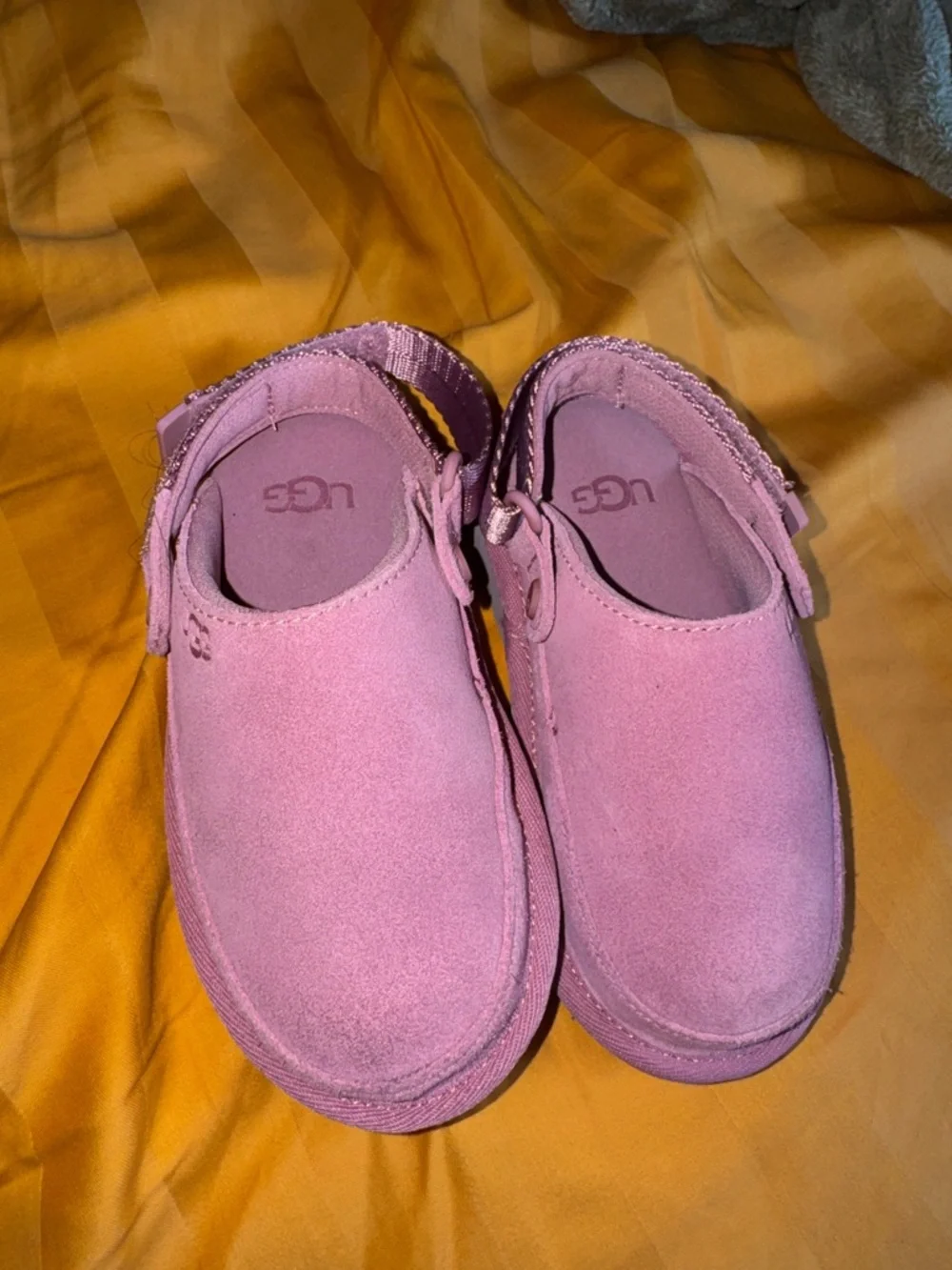 UGG Kids Pink Suede Moccasin Slip-Ons
